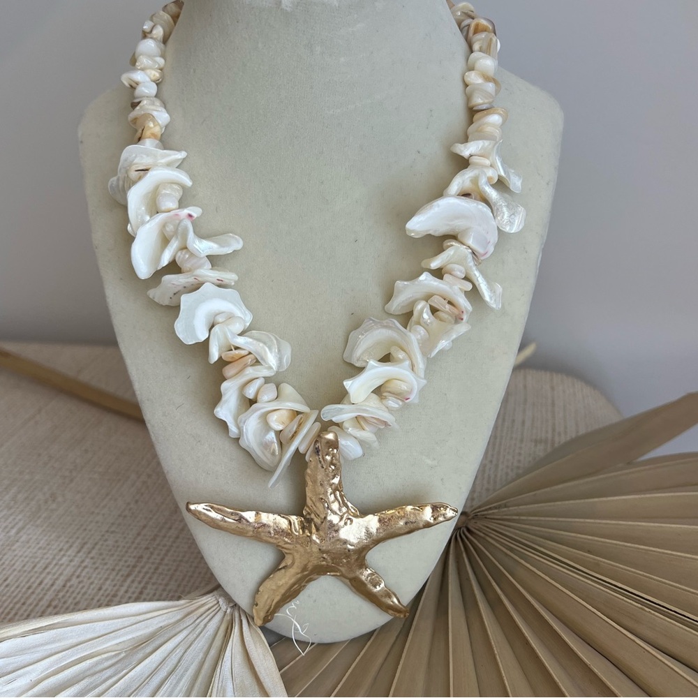 Gold Starfish with Real Shell Necklace, NWT